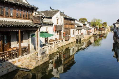 内搭毛衣什么颜色比较百搭游戏画面